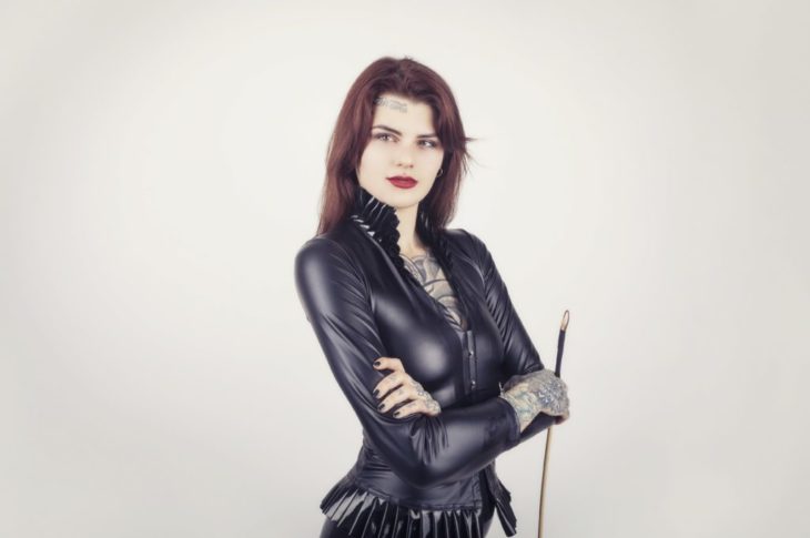 Melisande Sin Female Boss Tattooed Mistress